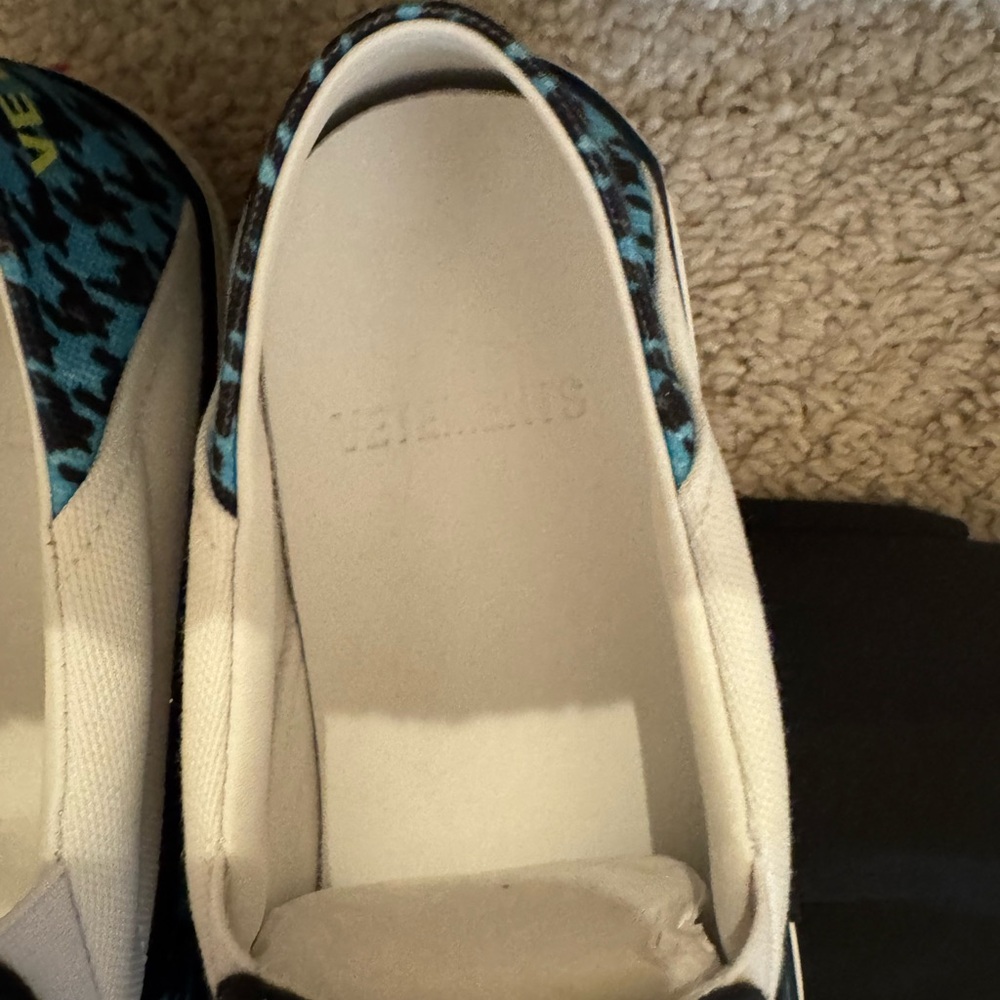 Vetements Babouche Sneakers - Picture 5 of 10